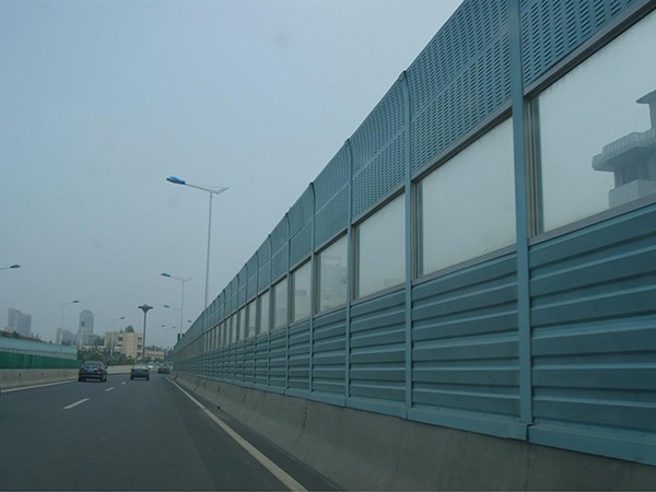 道路聲屏障 道路聲屏障